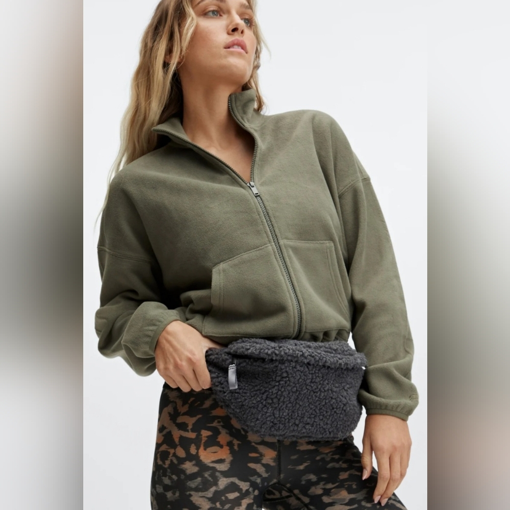 45. FABLETICS PEWTER TEDDY FLEECE BELT BAG!